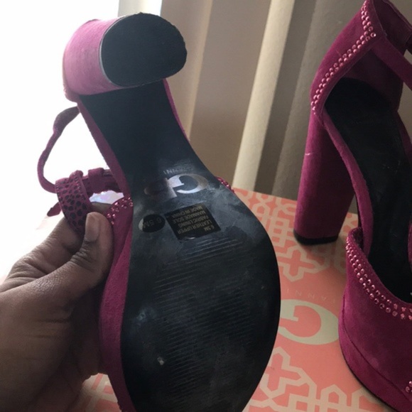 Gianni Bini Peep Toe Fuschia/Hot Pink Heels 6.5 - Picture 4 of 4